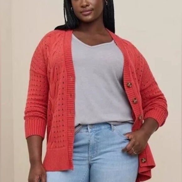 Torrid Girlfriend Signature Jersey V Neck Tee in Heather Gray Size 2 NWT - Picture 3 of 5